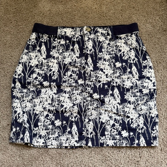 Lee Dresses & Skirts - Lee Rider's Mid Rise Skort Size 6